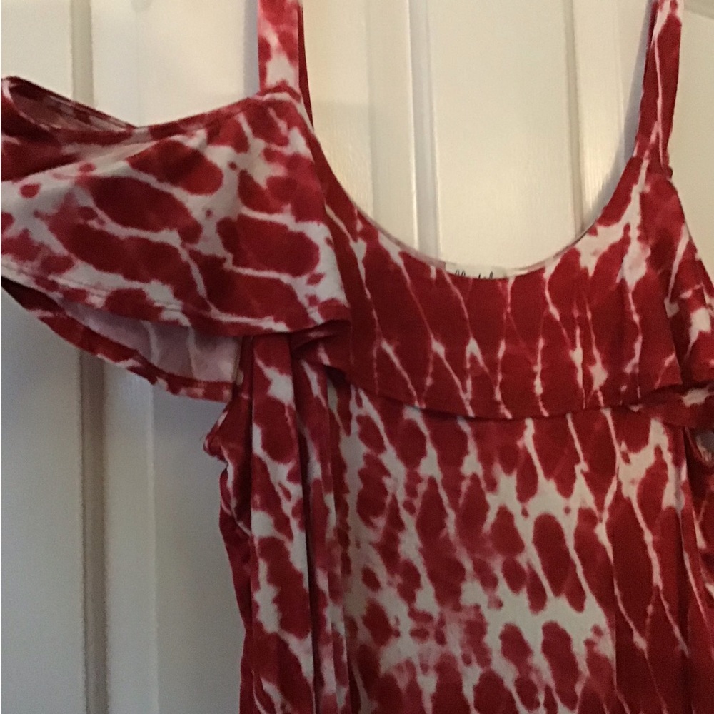 NWT Cloud Chaser off shoulder top in red and white. Size XXL